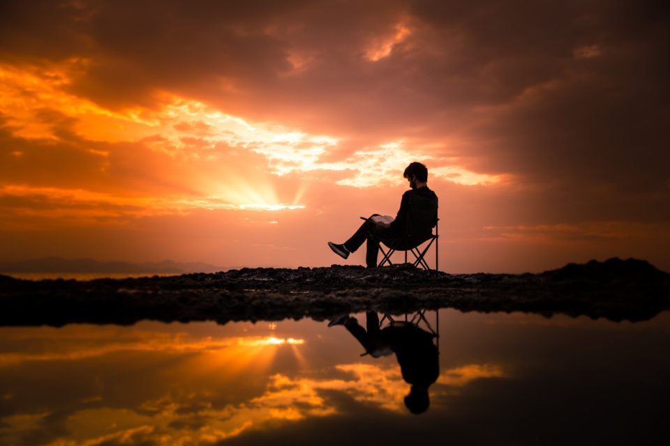 Book Me on a Sunset /// Vol.4 — благотворительная книжная ярмарка