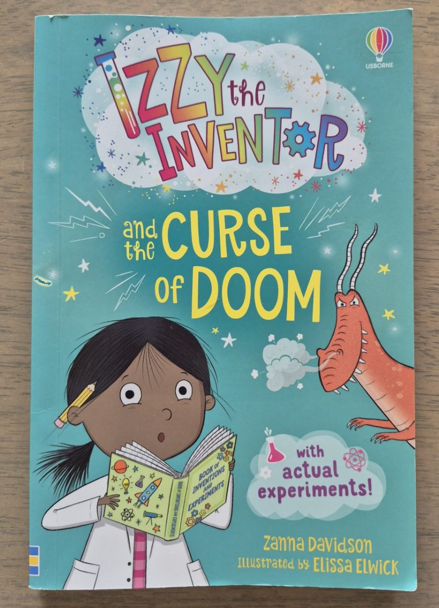 Обложка книги Izzy the Inventor and the Curse of Doom