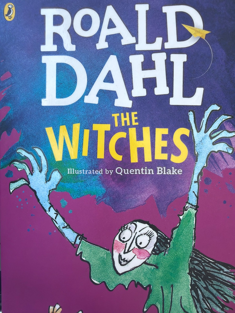 Обложка книги The Witches